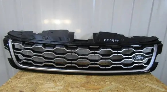 Land Rover Evoque II Front bumper upper radiator grill