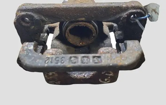 Nissan Murano Z50 Rear brake caliper