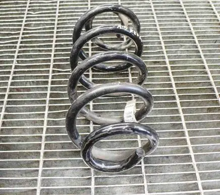 Volvo XC40 Rear coil spring 31658699