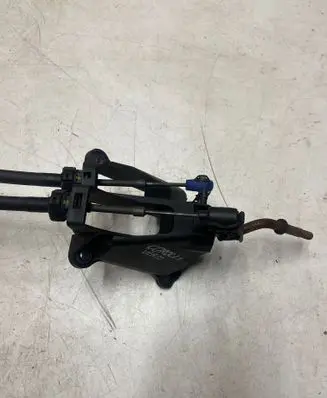 Toyota Corolla Verso AR10 Gear shifter/selector 335300F010 112101680