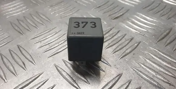 Audi A6 S6 C6 4F Other relay 8D0951253A