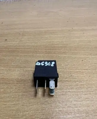 Mercedes-Benz GLC X253 C253 Other relay 4RA00781300 D6908