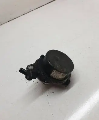 BMW 5 E60 E61 Vacuum pump 7791232 05T0240221 700437012