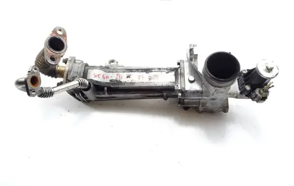 Volvo XC60 EGR valve cooler 31272702 70171804 0931400425