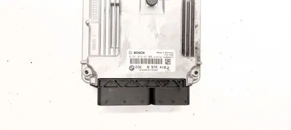 BMW X3 F25 Engine control unit/module 8572418