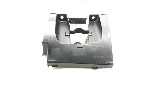 Volvo XC60 Fender mounting bracket 32216698