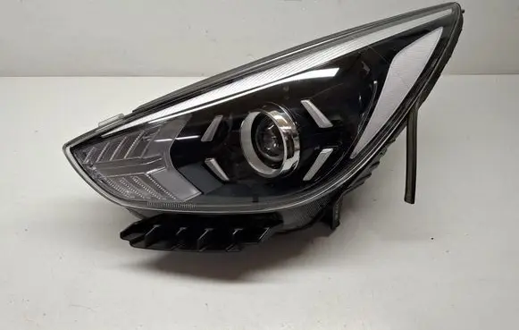 KIA Niro Headlight/headlamp 92102G5 92101G5000
