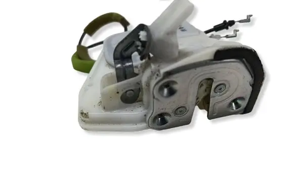 Mazda 6 Rear door lock 