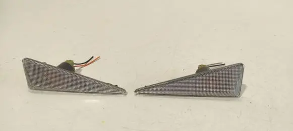 Renault Scenic II - Grand scenic II Front fender indicator light 8200027150