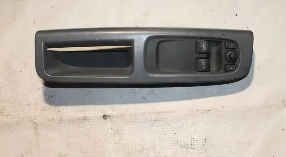 Volvo C30 Electric window control switch 31334361