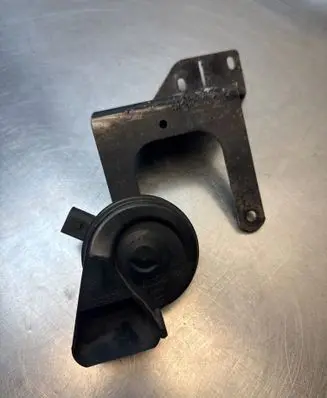 Audi A6 S6 C6 4F Horn signal 703881165