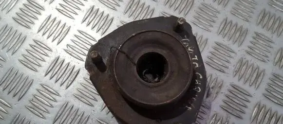 Toyota Carina T210 Coil spring mount 