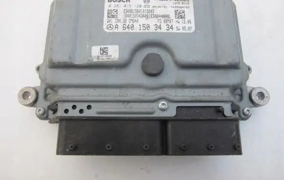 Mercedes-Benz A W169 Engine control unit/module A6401503434 0281015120