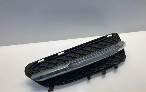 Mercedes-Benz E W212 Front bumper lower grill A2128851823 2128851823