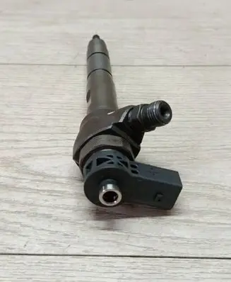 Volkswagen Sharan Fuel injector 0445110369