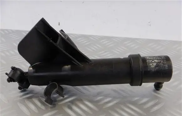 Headlight washer spray nozzle