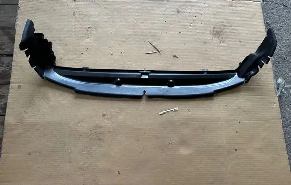 Volvo V60 Intercooler air guide/duct channel 31455591 UCN7A