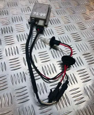 Volkswagen PASSAT B6 Headlight ballast module Xenon 10R023769