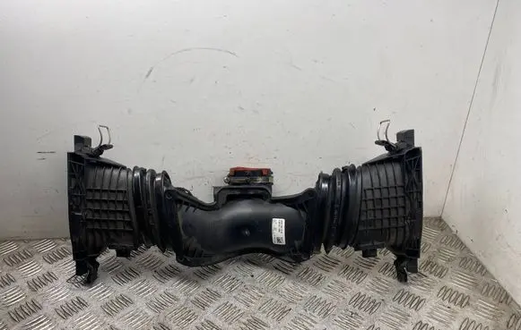 Mercedes-Benz R W251 Turbo air intake inlet pipe/hose A6420901642 A6420900048