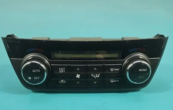 Toyota RAV 4 (XA40) Climate control/heater control trim 5590042410 IMPRK1561030