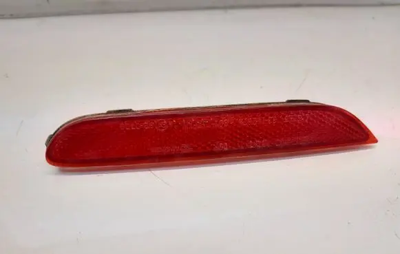 Nissan X-Trail T32 Rear tail light reflector
