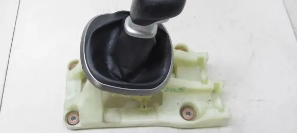 Hyundai Veloster Gear shifter/selector
