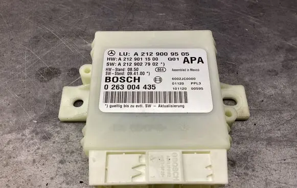 Mercedes-Benz E W212 Parking PDC control unit/module A2129009505 0263004435 A2129011500