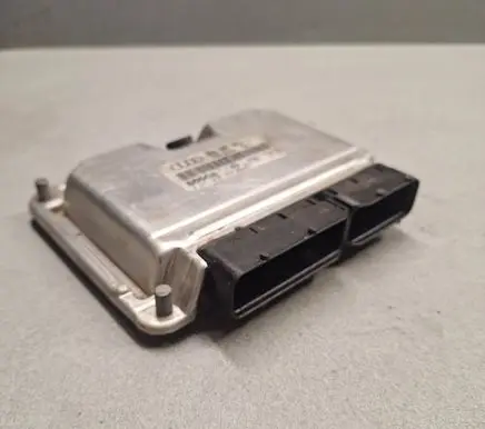 Audi A4 S4 B6 8E 8H Engine control unit/module 8E0907401 28SA5483 0281011492