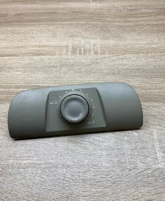 Renault Laguna II Sunroof switch 8200001165