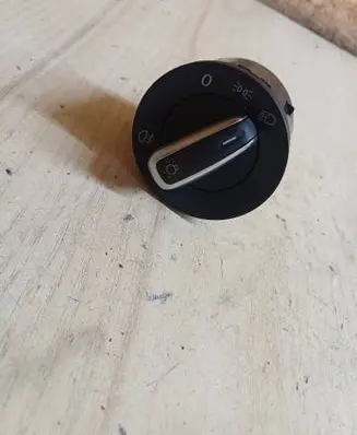 Light switch