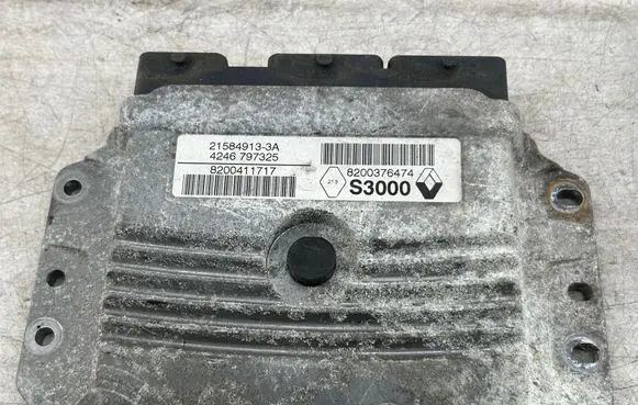 Renault Kangoo I Engine control unit/module 215849133A 8200411717 8200376474