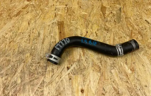 Toyota Yaris XP210 Engine coolant pipe/hose 16571K0050