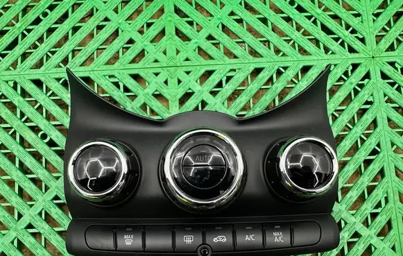 Mini One - Cooper F56 F55 Climate control unit 9857384 5HB01305304 3215186180