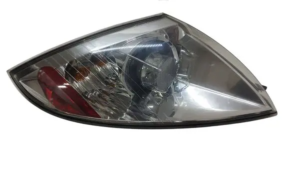 Mitsubishi Eclipse Headlight/headlamp 8330A429 305170