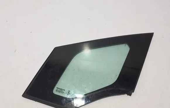 Renault Kangoo III Front door vent window glass four-door 802638203R