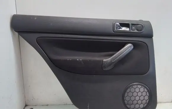 Volkswagen Golf IV Rear door card panel trim