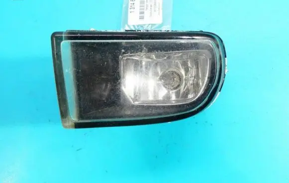 Toyota Avensis T220 Front fog light 81220-05050 IMPRK1314616