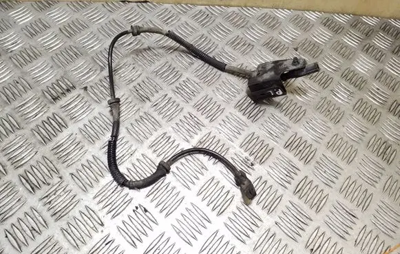 Renault Trafic II (X83) ABS brake wheel speed sensor 0265008041 59336 675748