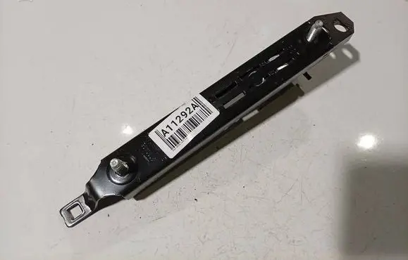 Opel Astra G Seat belt adjustment rail 90560650 090560650