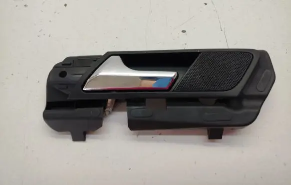 Mercedes-Benz ML W164 Rear door interior handle A2118200202 302173