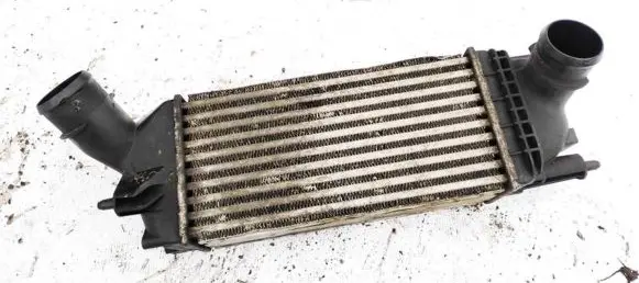 Citroen C5 Intercooler radiator 9657073480