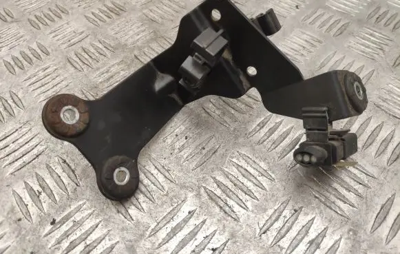 Bentley Flying Spur Other engine bay part 3W0971812 3W0972561