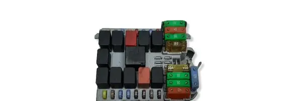 Iveco Daily 4th gen Fuse box set 69501171 20070728 D1GSG1