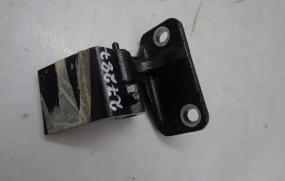 Mercedes-Benz Sprinter W906 Front door upper hinge A9067200237