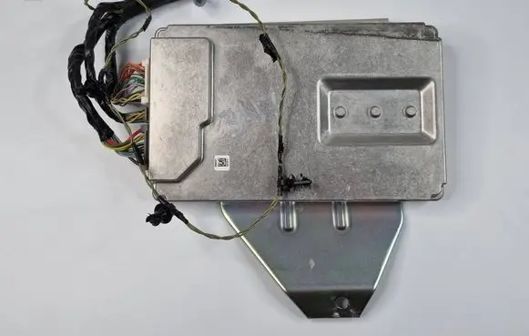 Jeep Grand Cherokee Sound amplifier 68234112AF 68234112AH