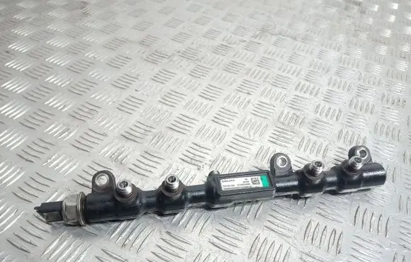 Ford Mondeo Mk III Fuel main line pipe 6S7Q9D280AA 9307Z511A