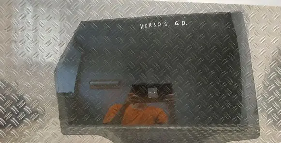 Toyota Verso-S Rear door window glass 43R007953