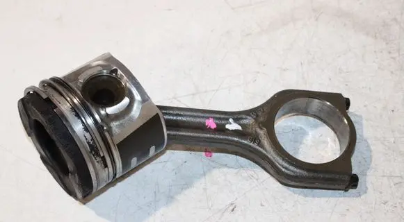 Citroen Jumpy Piston with connecting rod 619 75L93