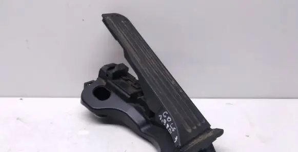 Volkswagen Golf V Accelerator throttle pedal 1K1721503L 6PV00860000