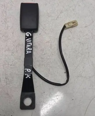 Suzuki Grand Vitara II Front seatbelt buckle 1029987 8Y01